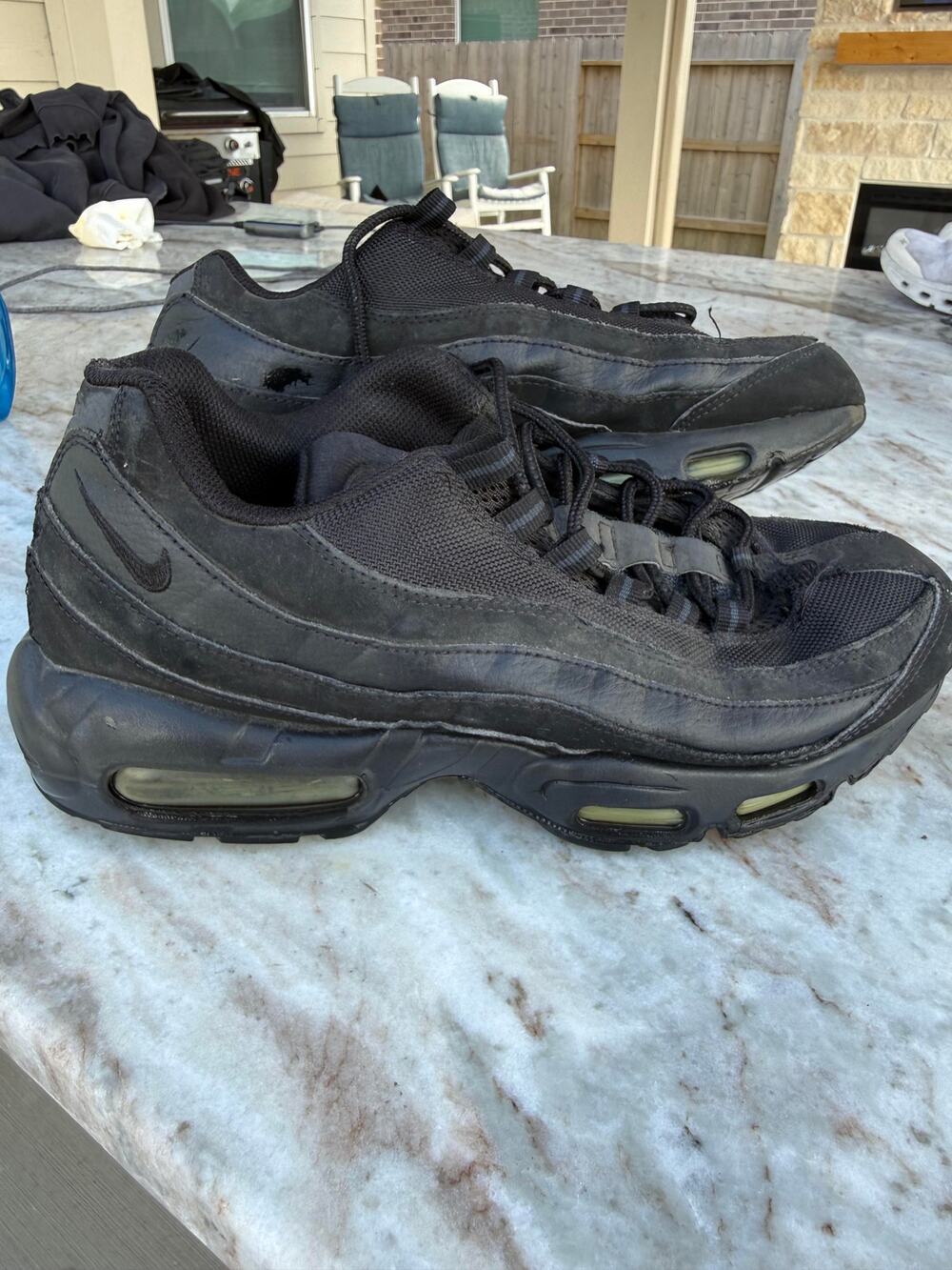 Nike Air Max 95 Triple Black Men’s Size 10 609048-092 Retro Streetwear